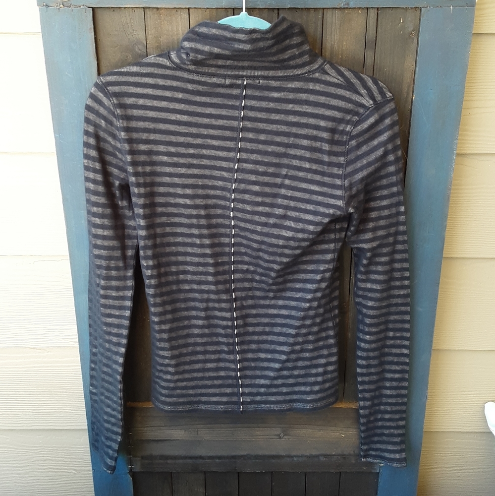 NWOT Rag & bone Jean stripe Turtleneck size XS. - Picture 4 of 4